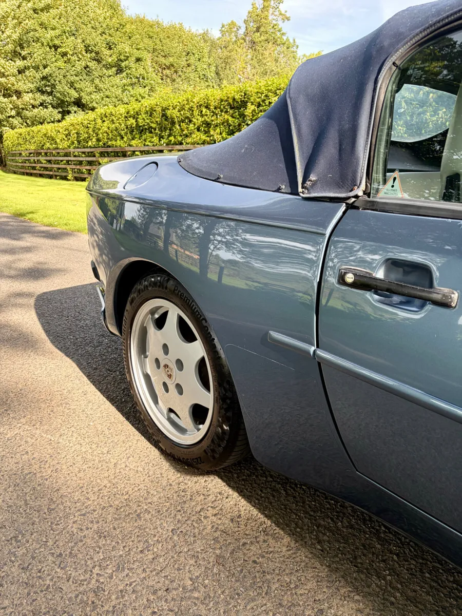Porsche 944 S2 Cabriolet - Image 4