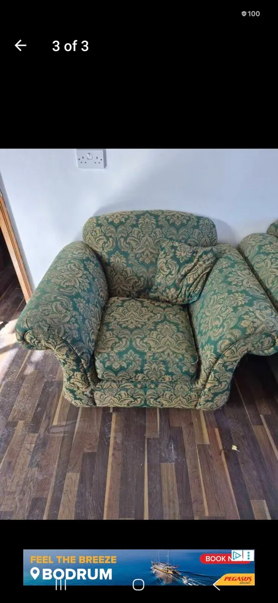 Sofas 3 piece free - Image 3
