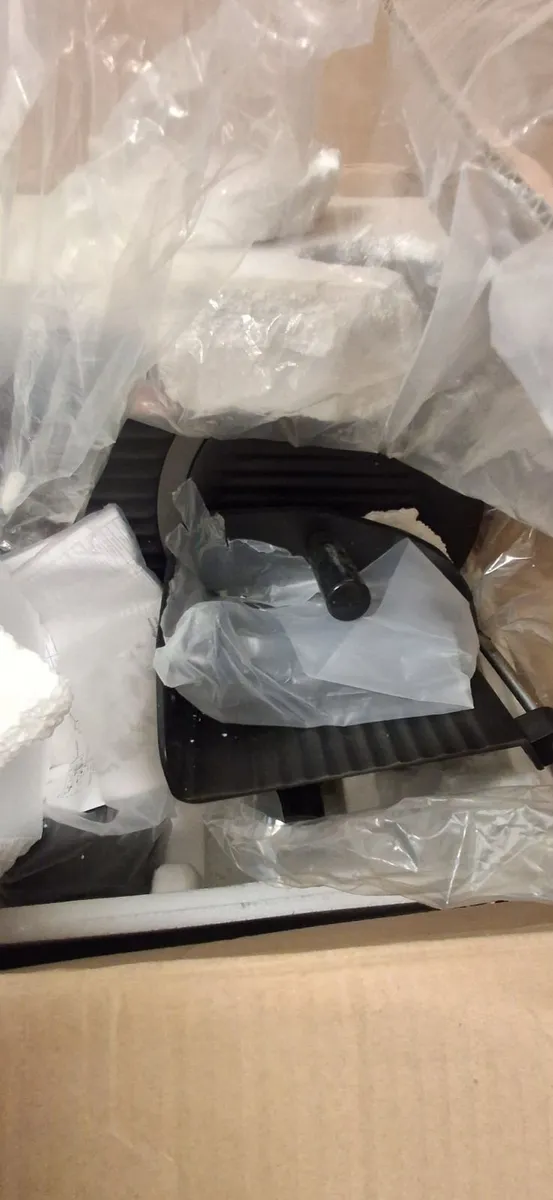 Brand new meat slicer - Image 2
