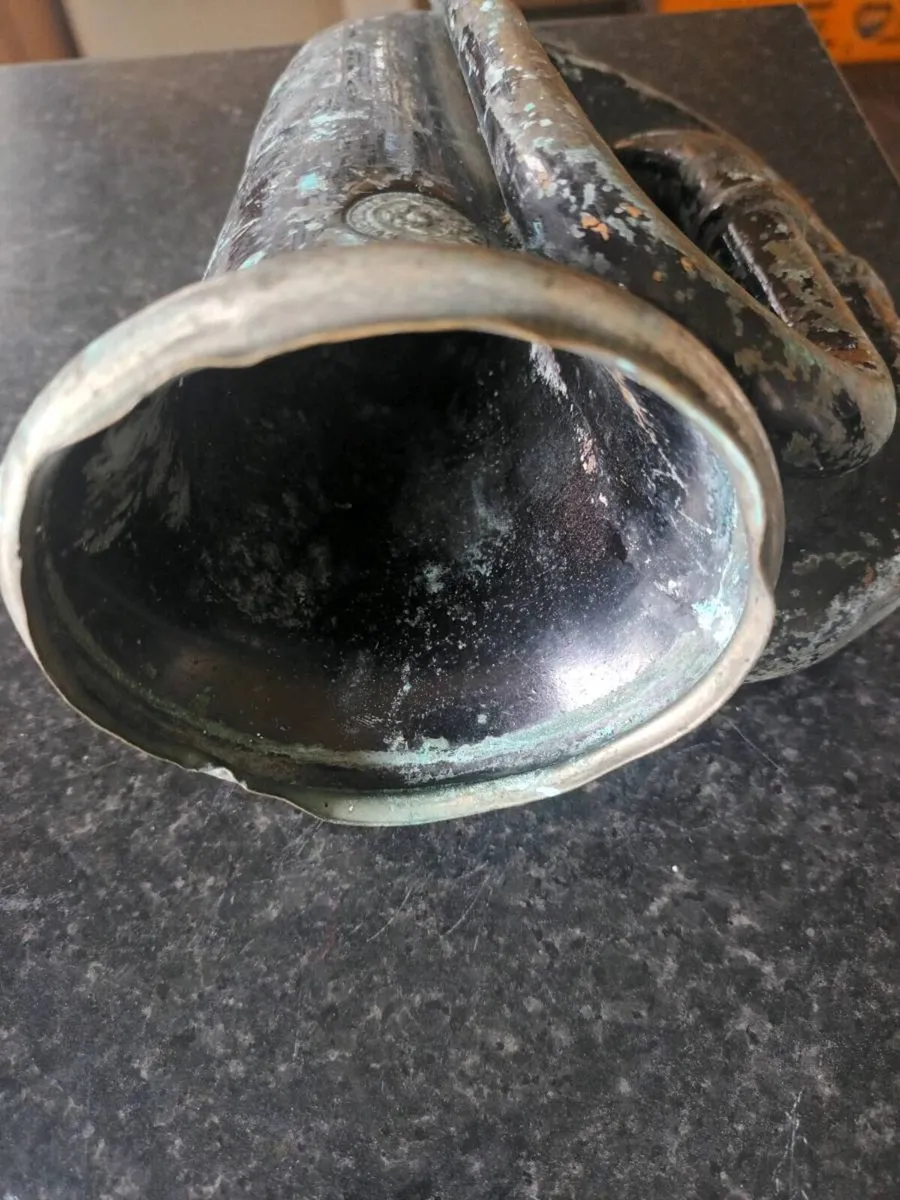 Vintage Car Horn - Image 3