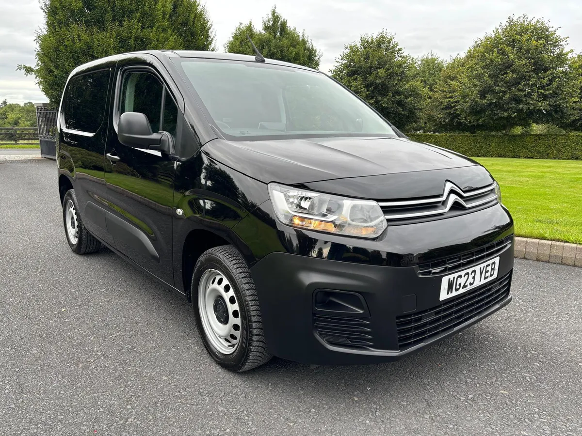 Citroen Berlingo 2023 - Image 1