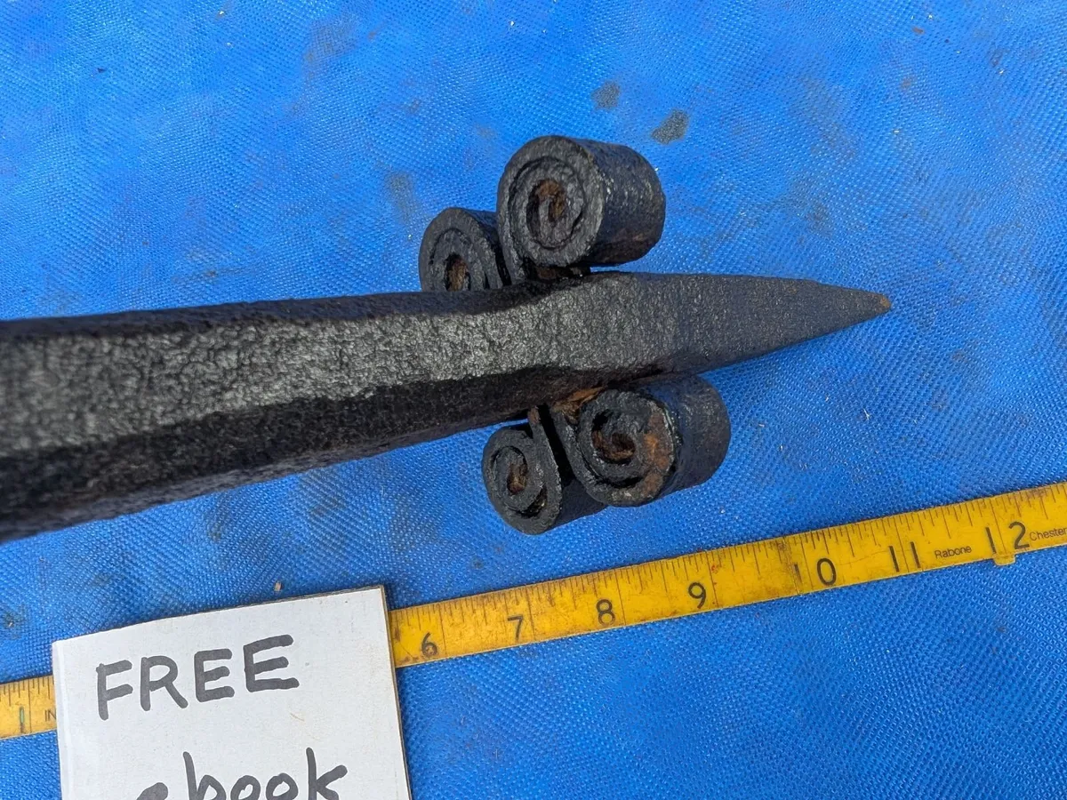 Field Anvil with Hexagonal Top - Image 2