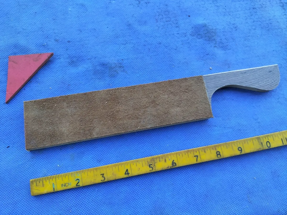 Rigid Leather Sharpening Strop - Image 1