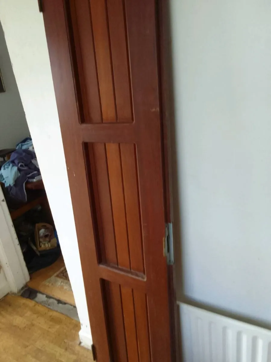 Solid teak door - Image 1