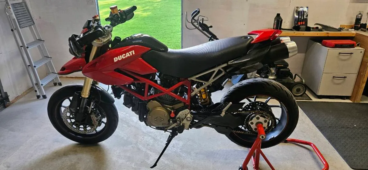 Motorcycle - Image 2