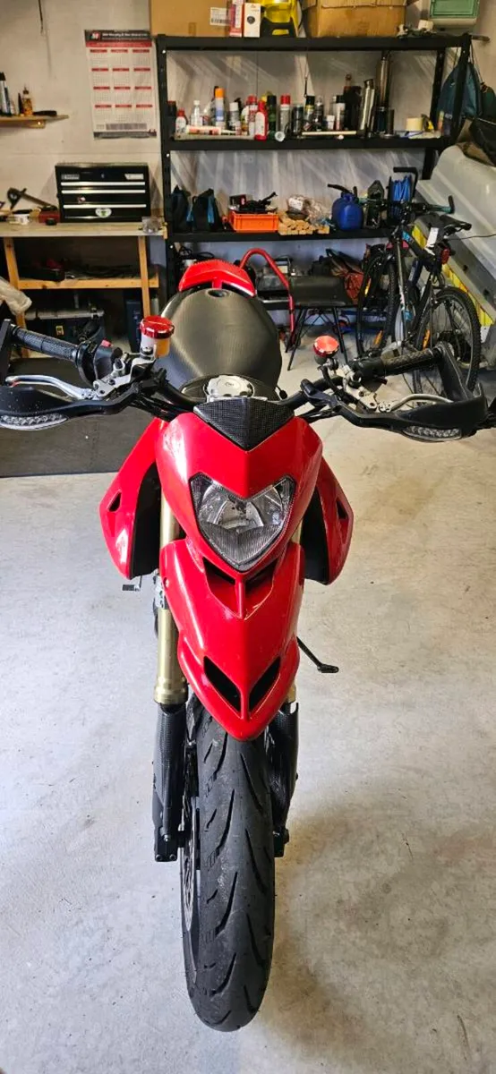Motorcycle - Image 4