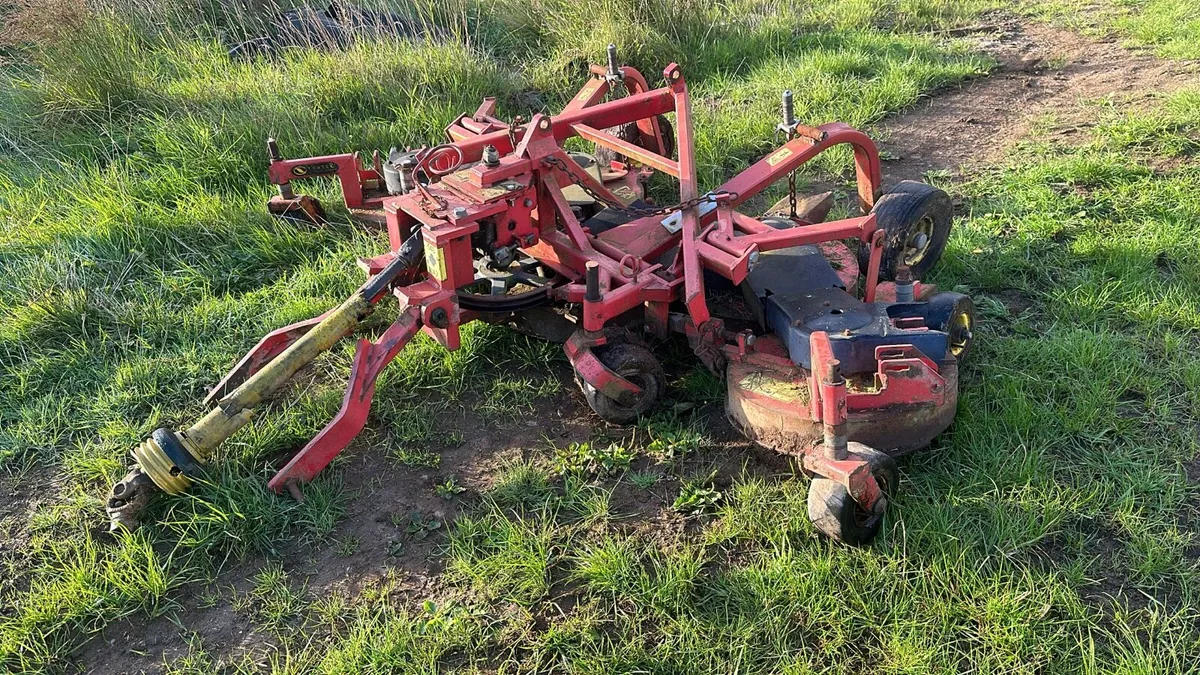 Grass mower - Image 1