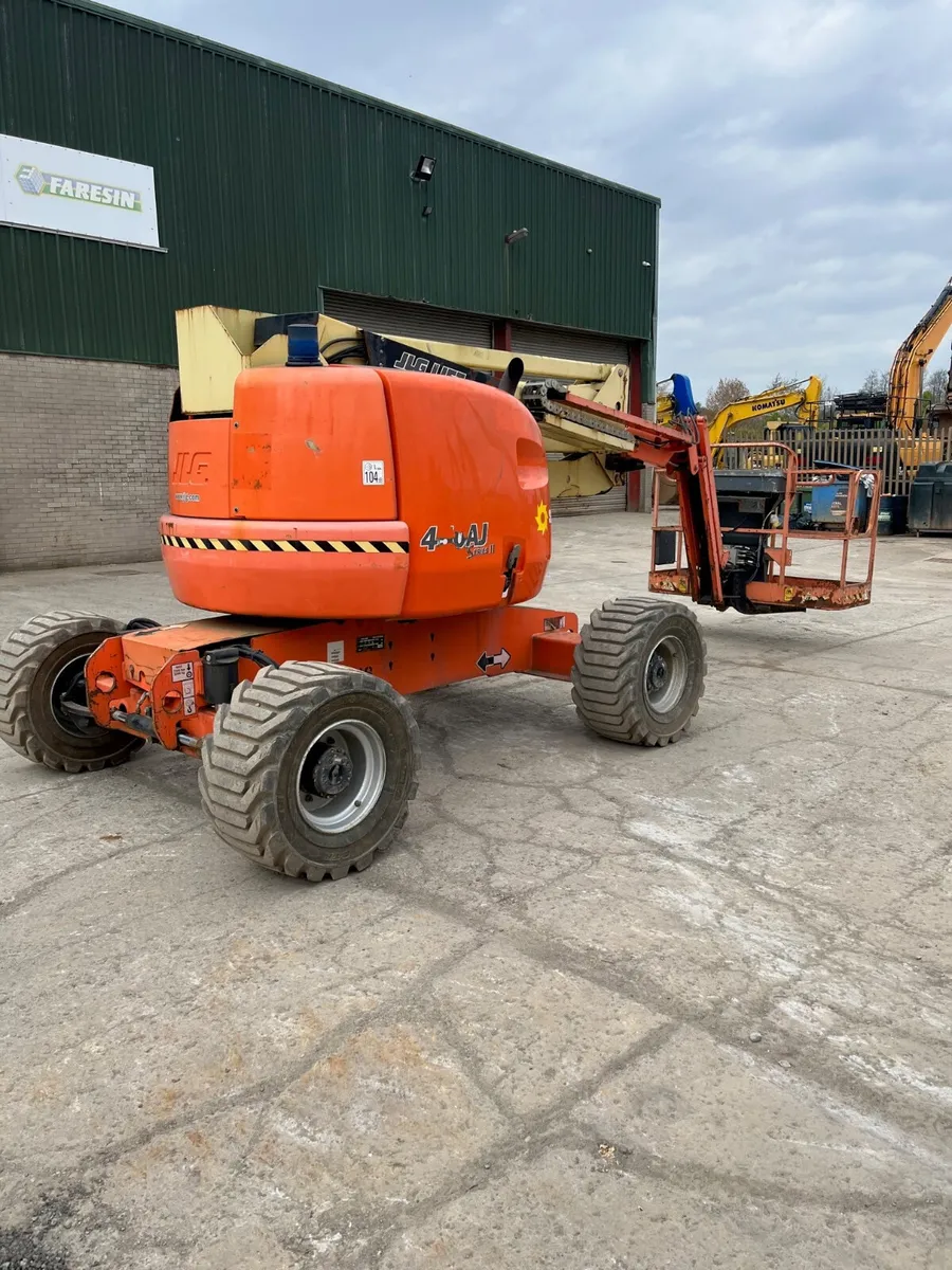 JLG 450AJ Articulating Boom Lift - Image 3