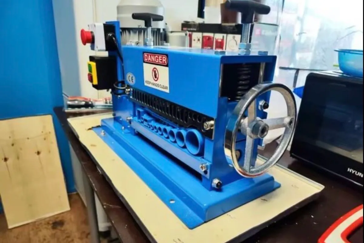 Scrap Cable Stripping Machine 1mm-40mm - Image 1