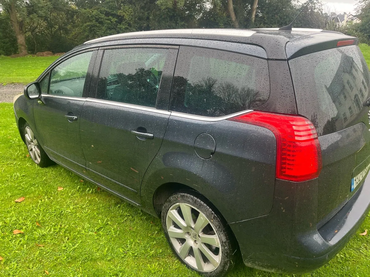 Peugeot 5008 - Image 4