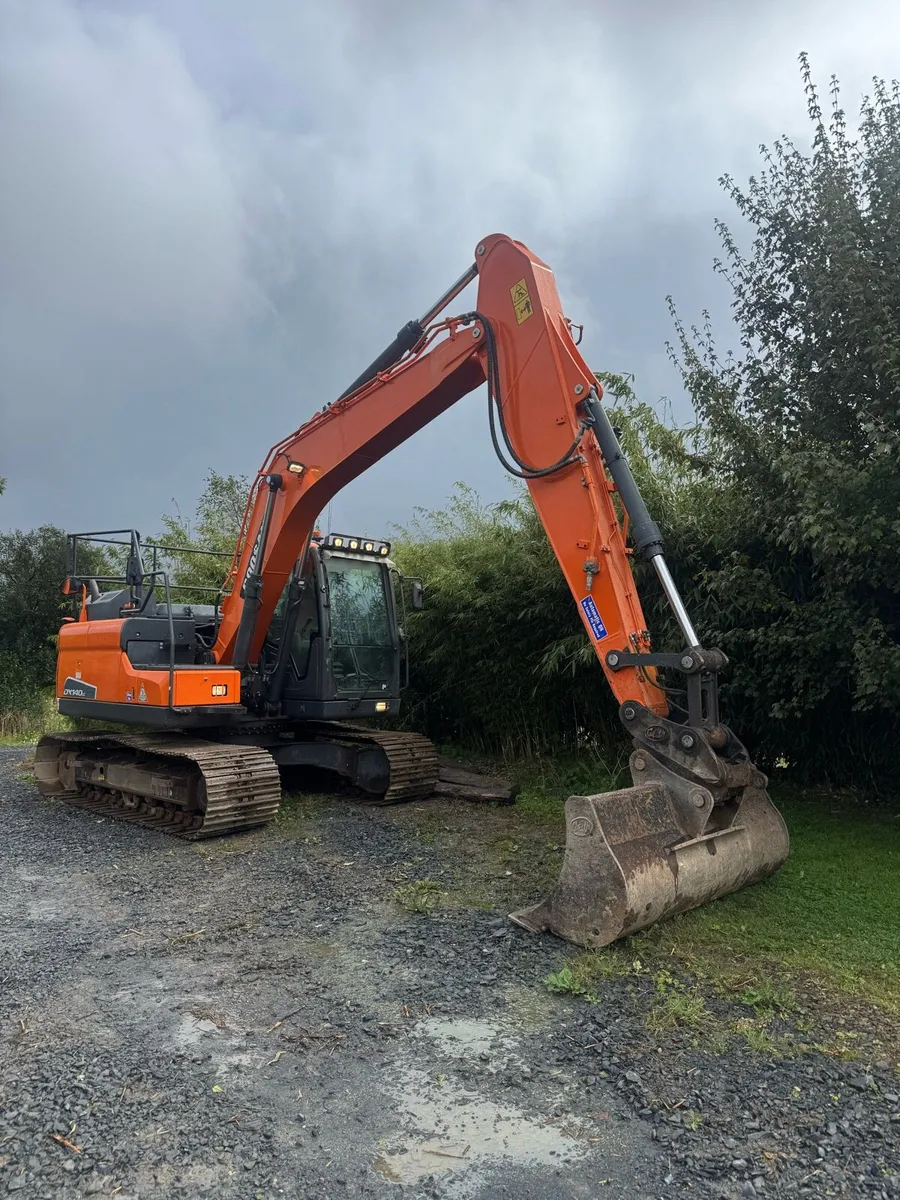 Doosan DX 140 - Image 4