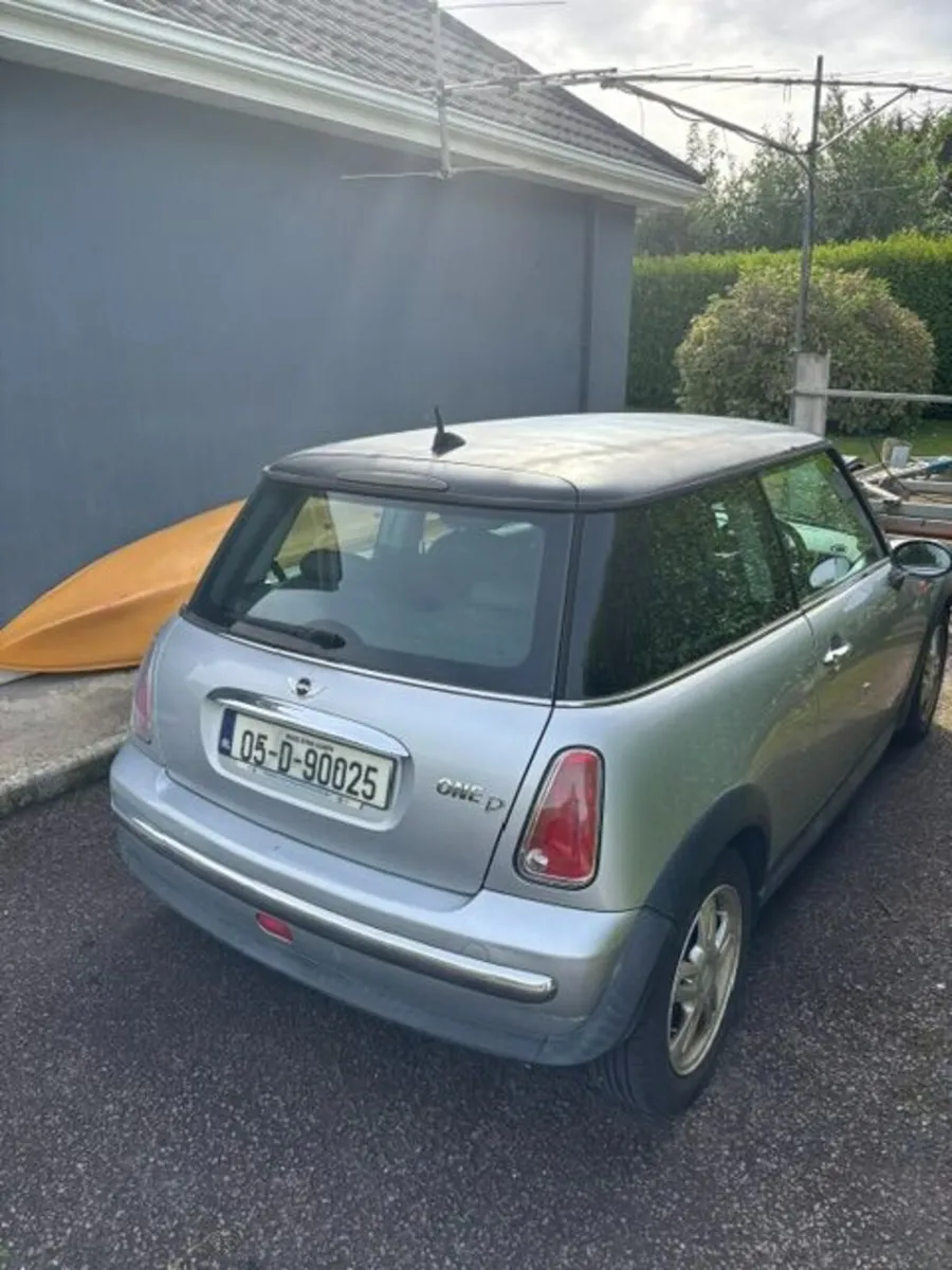 Mini Cooper One Diesel 1.4L - Image 2