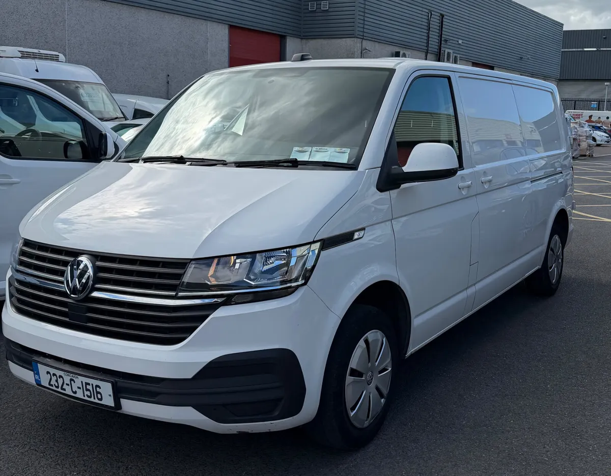 232 Volkswagen Transporter Trendline LWB