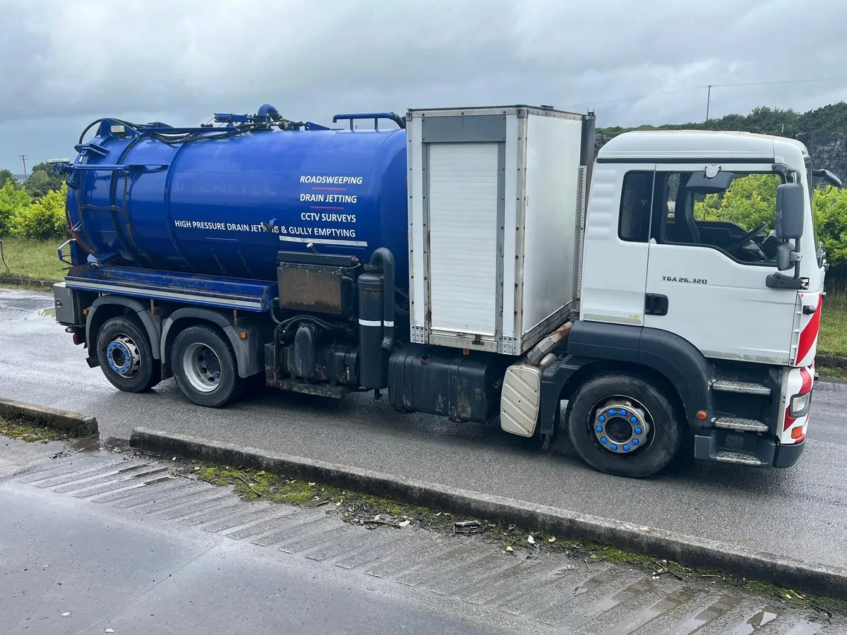 2008 MAN TGA Vac Truck - Image 3