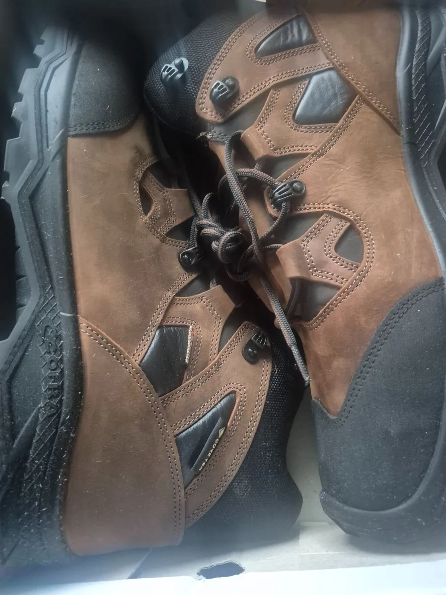 Work boots - Image 4