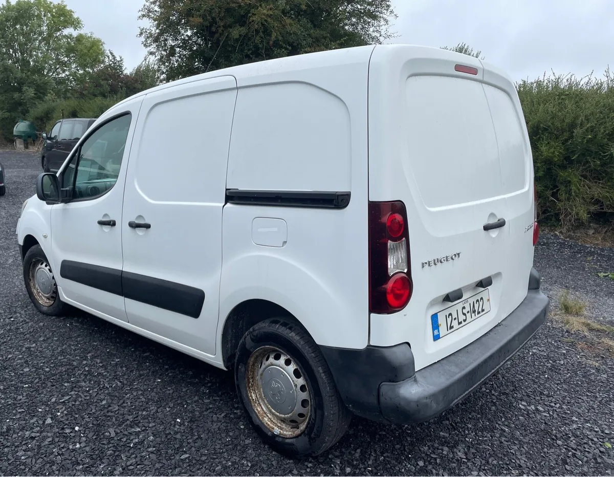 Peugeot Partner Van - Image 4