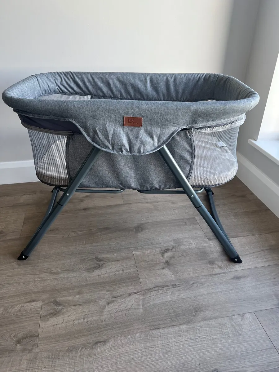 Travel cot - Image 3