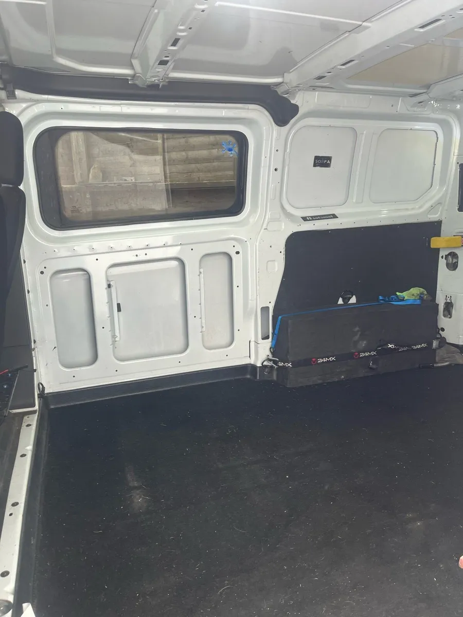 Ford transit custom - Image 3