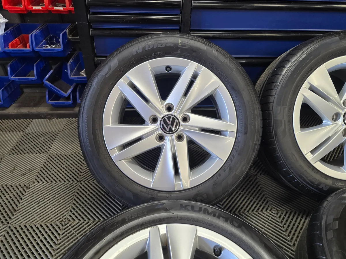 17" VW Golf MK8 R-Line Alloys - Image 4