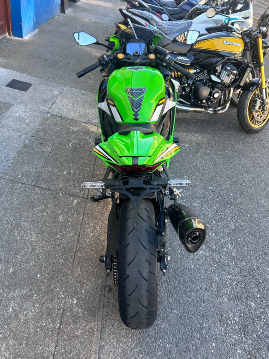 2025 Kawasaki Ninja ZX4RR PE - Image 4