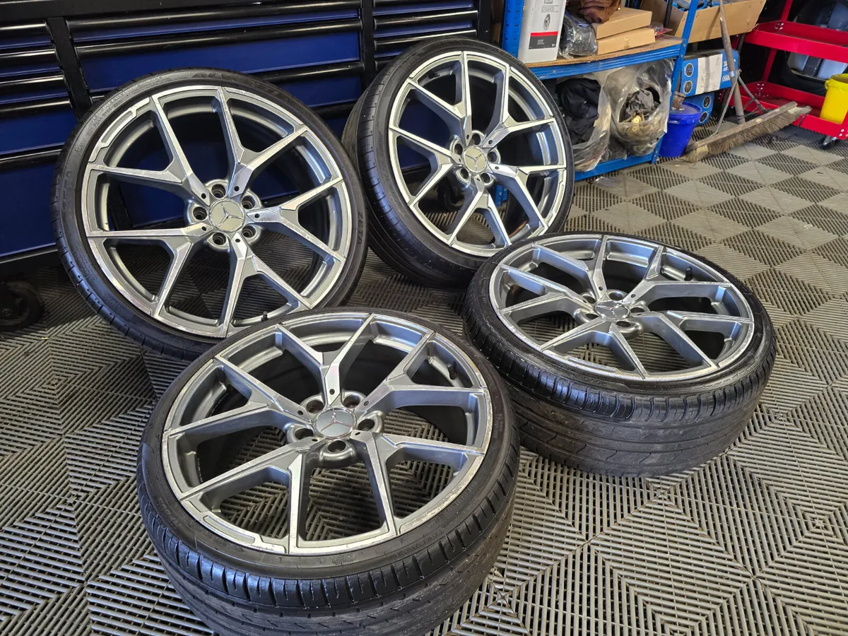 20" Mercedes AMG Style Alloys - Image 2