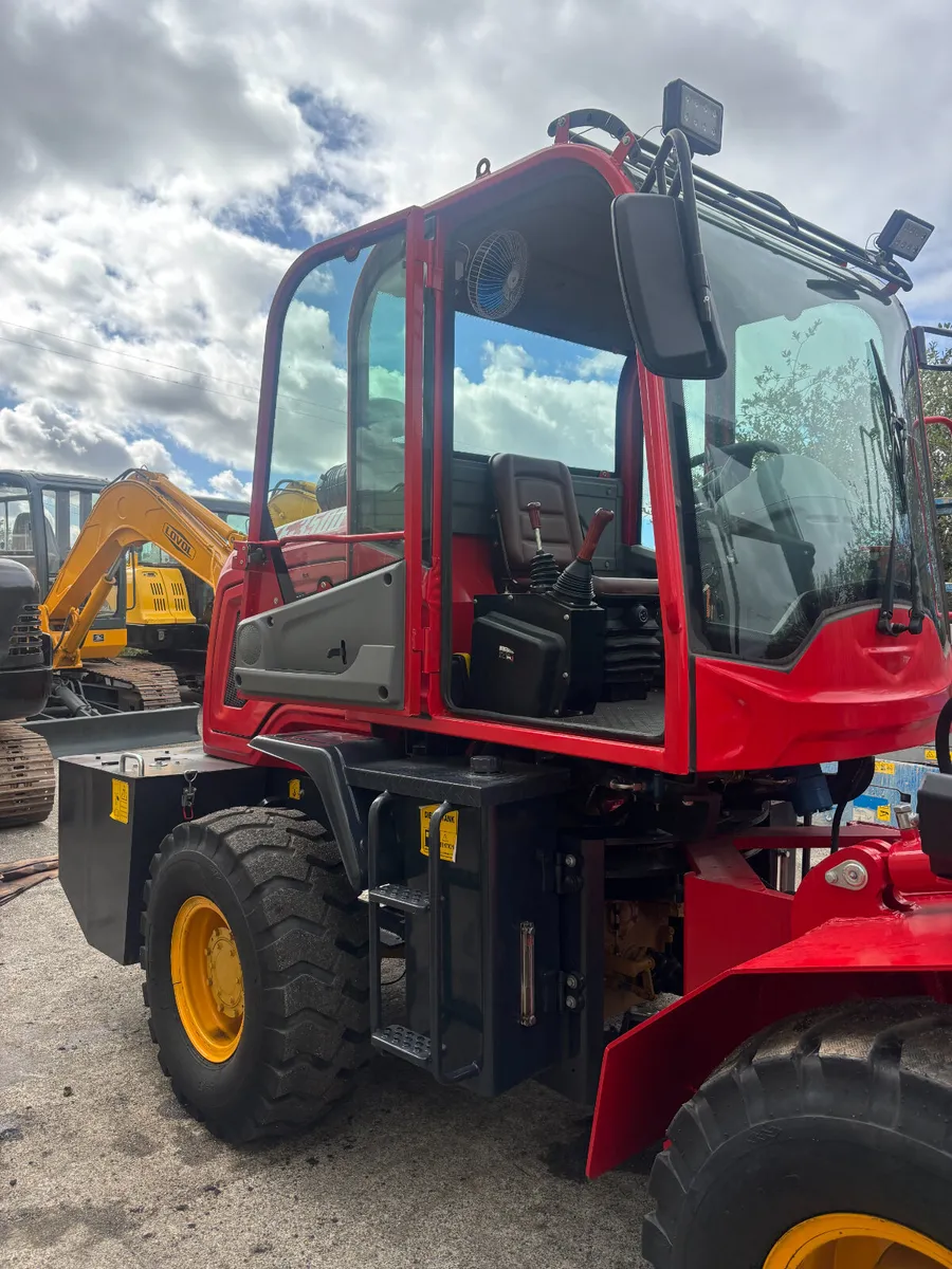 KUL  RFT-3500 All terrain forklift - Image 4