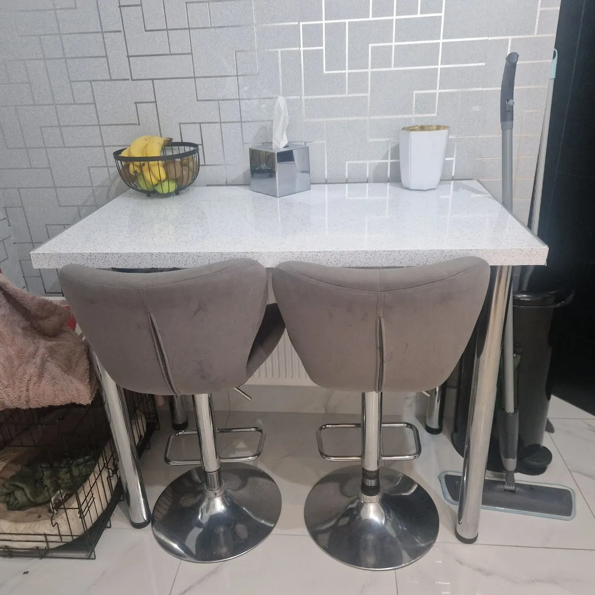 2 soft grey velvet bar stools - Image 1