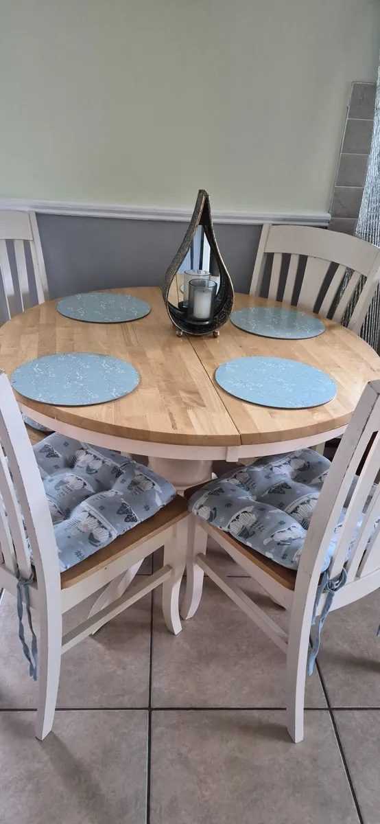 Table and chairs, two seater couch - Image 3