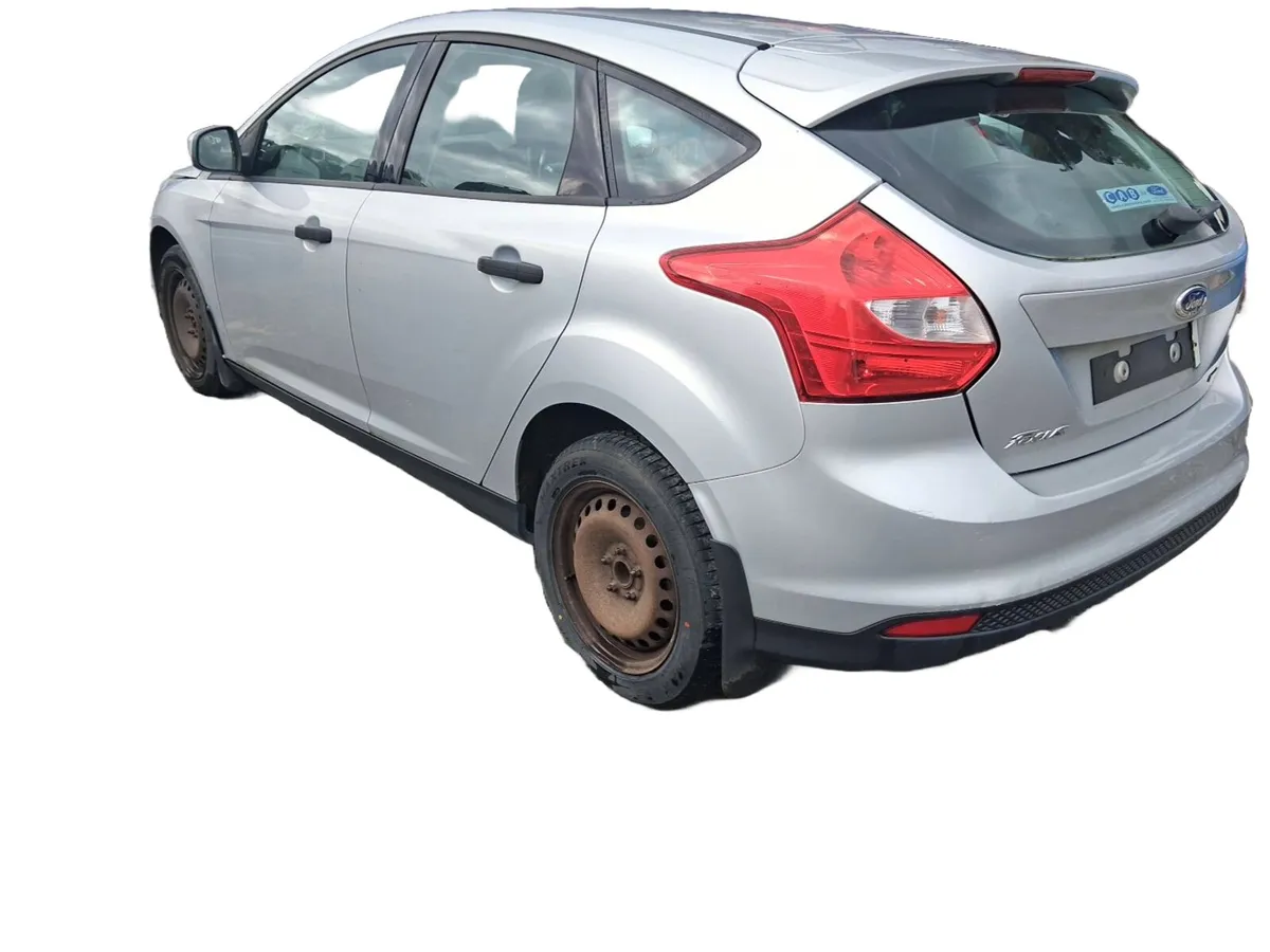 2012-2018 MK3 Ford Focus For Breaking - Image 2