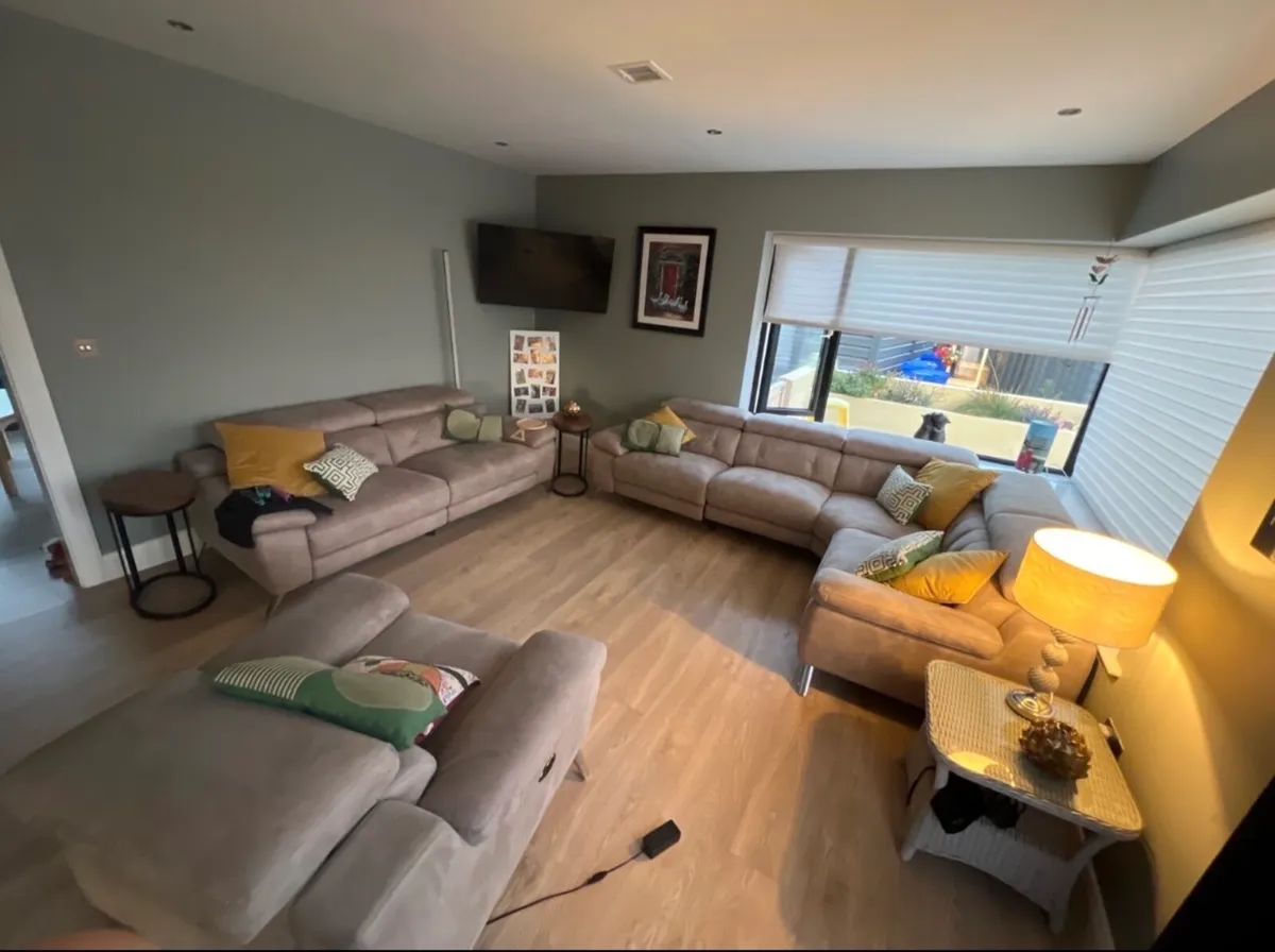 Couch suite - Image 2