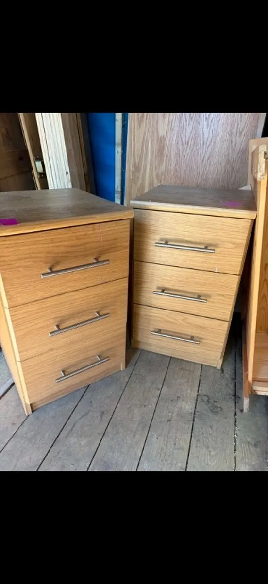 2 lockers for €40 - Image 1