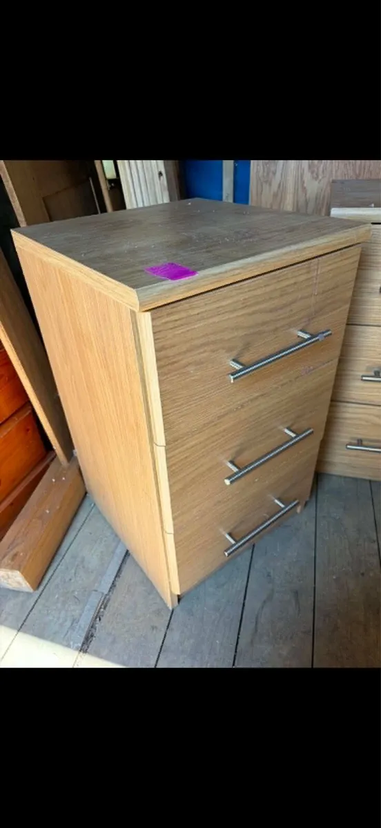 2 lockers for €40 - Image 3