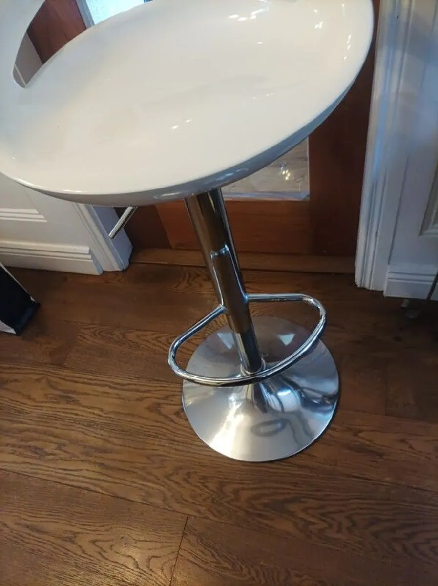 Bar stool - Image 4
