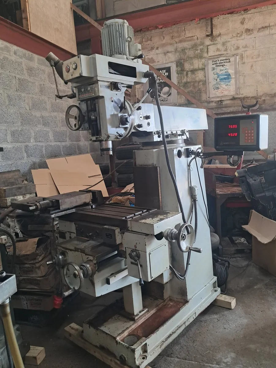 Milling machine - Image 1