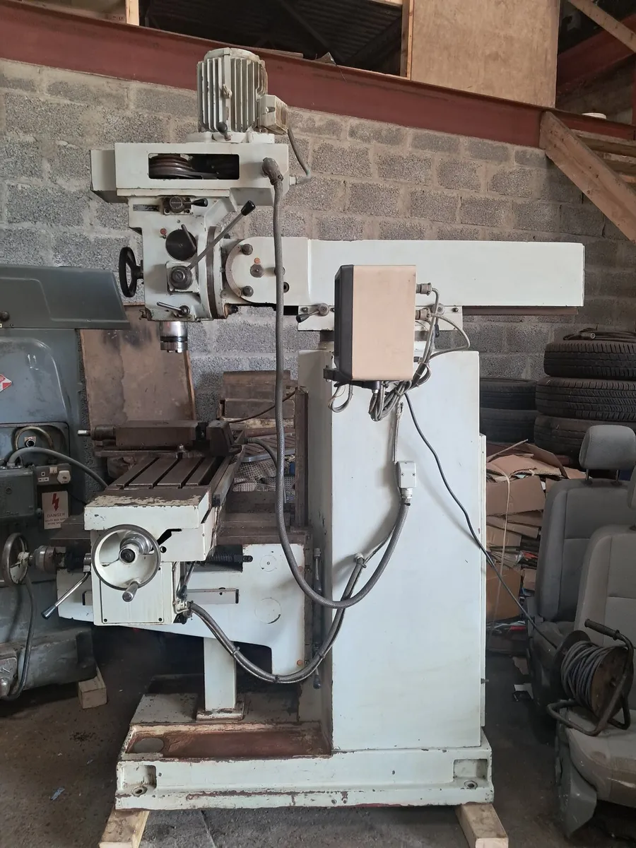Milling machine - Image 2