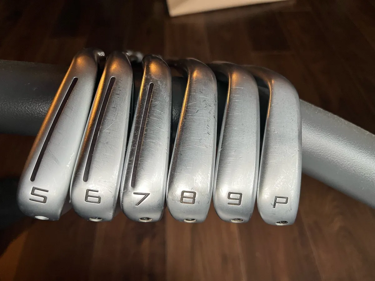 Taylormade P790 2023 irons 5 to pw - Image 1