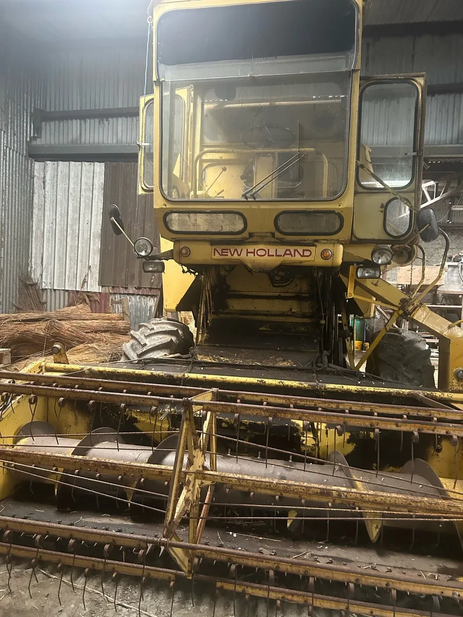 Combine harvester - Image 3