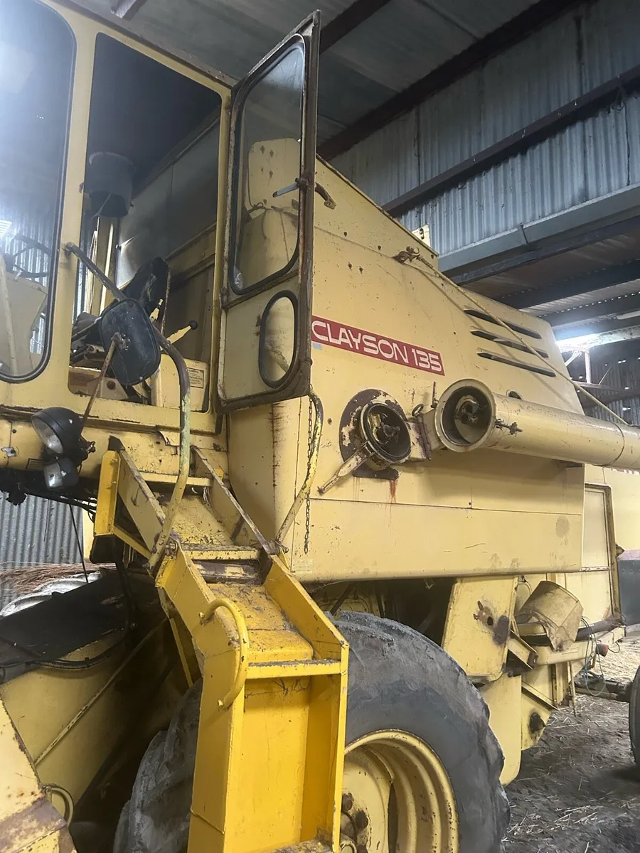 Combine harvester - Image 4
