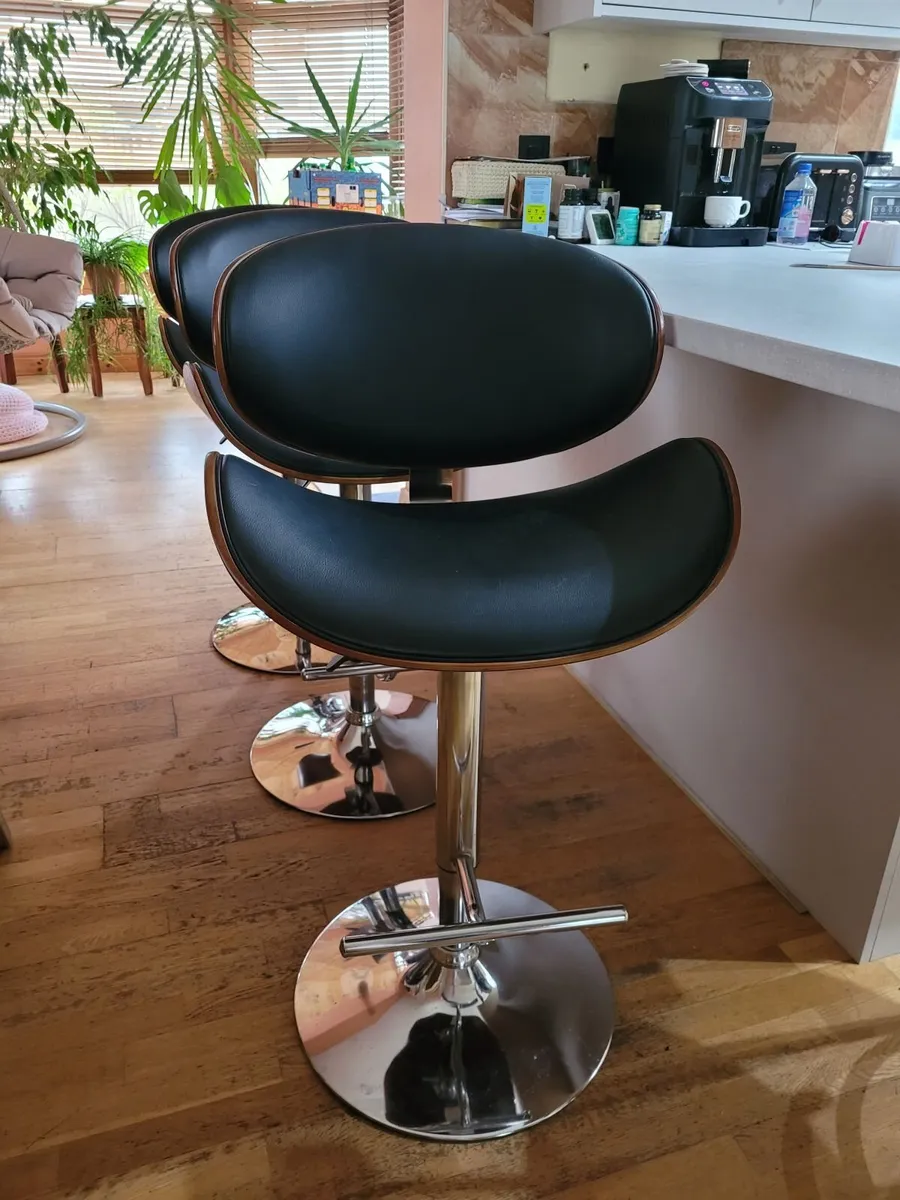 Bar stools - Image 4