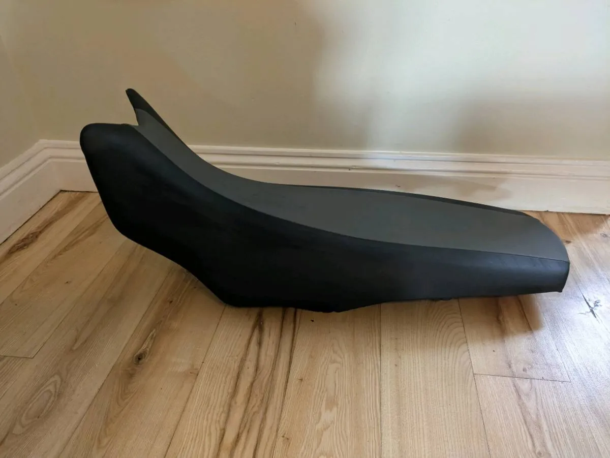 BMW Rally Seat - Image 2