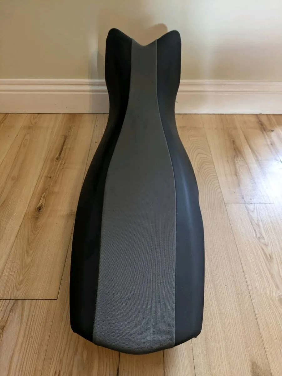 BMW Rally Seat - Image 4