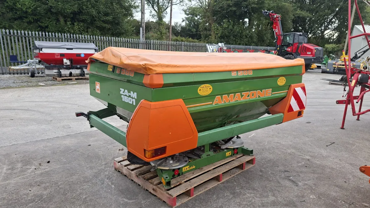 Amazone ZA-M 2 ton Fertilizer Spreader - Image 2