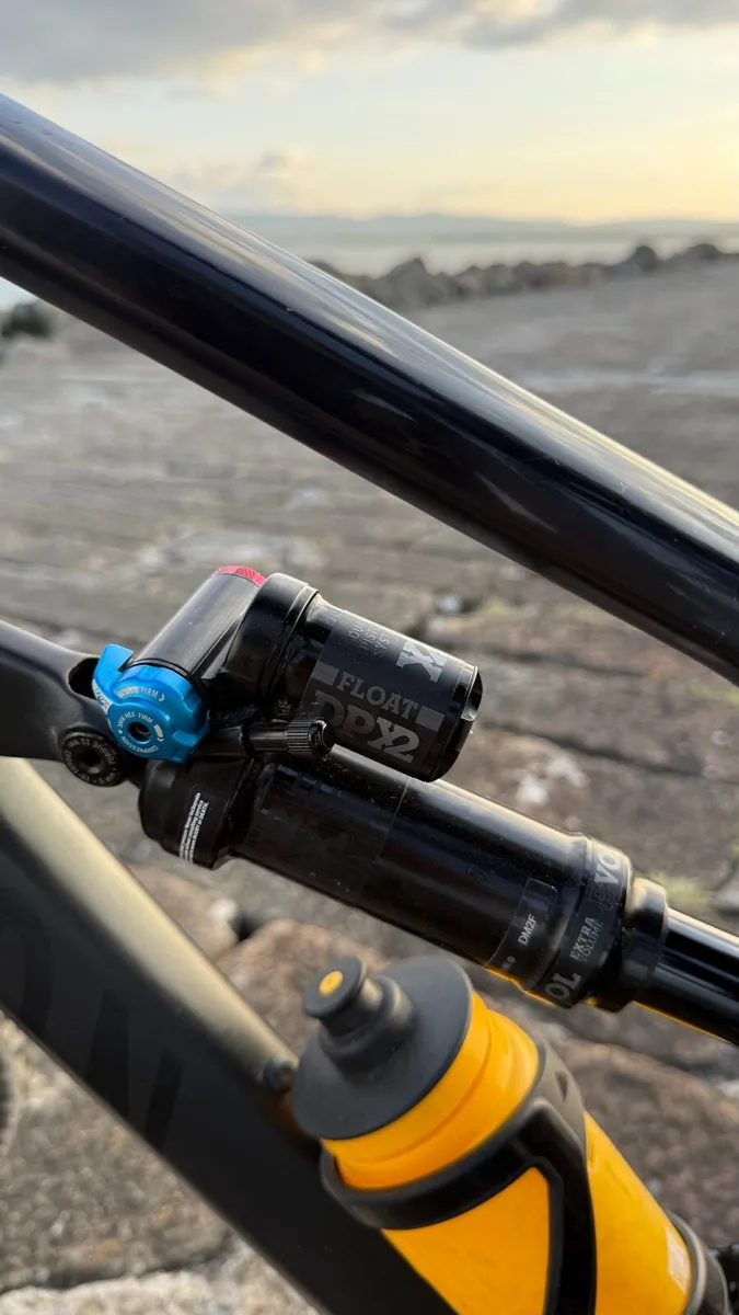 Canyon Spectral CF 8 - Large - Image 3