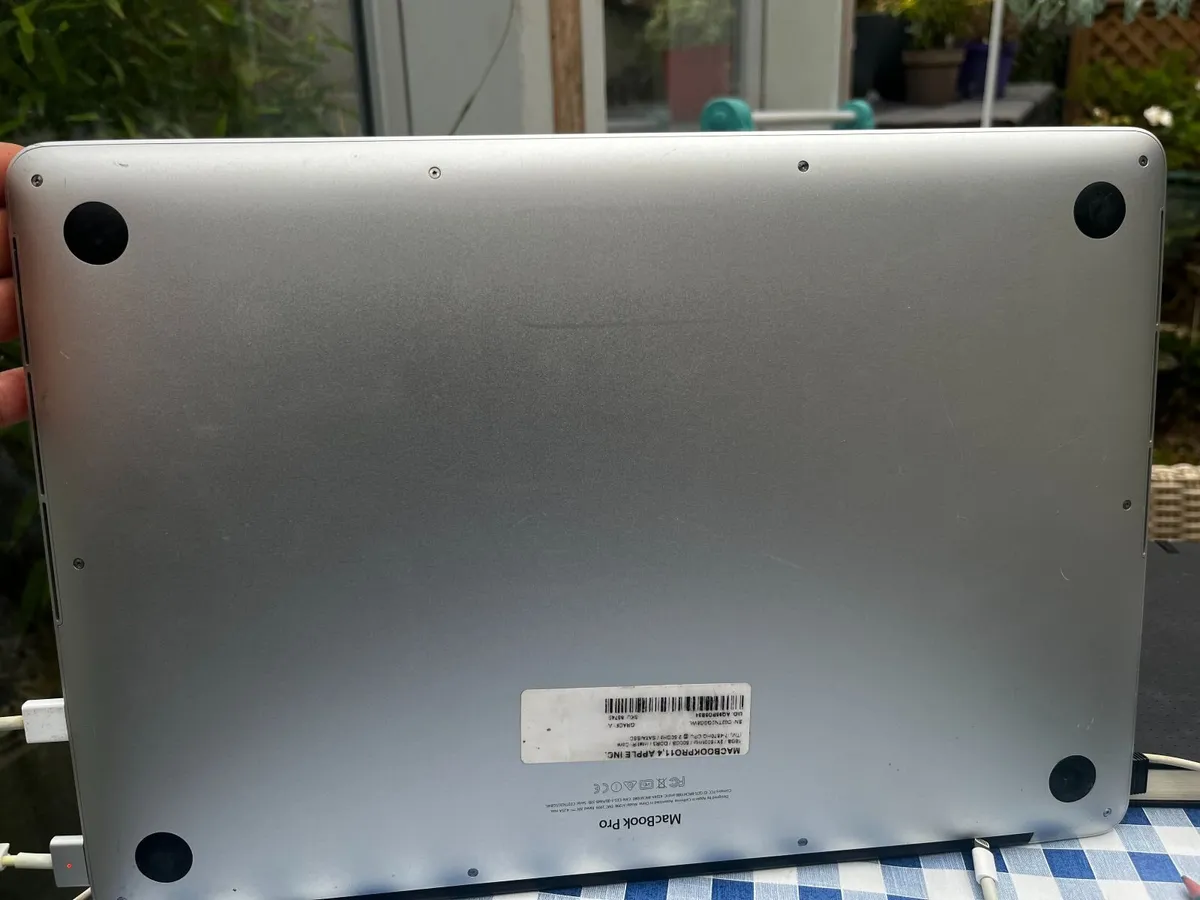 MacBook Pro 15" Mid-2015 Retina | Intel i7 | 16GB - Image 4