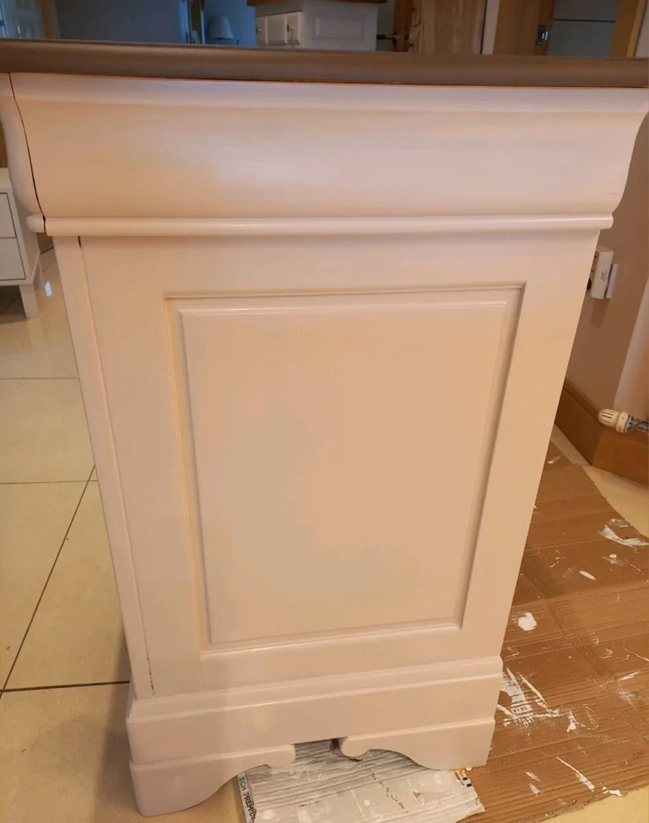 Sideboard - Image 3