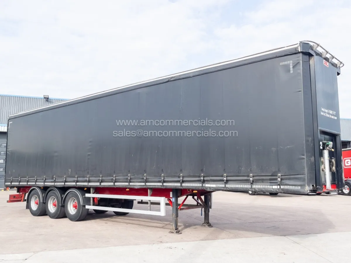 2015 SDC CURTAINSIDE TRAILER - Image 1
