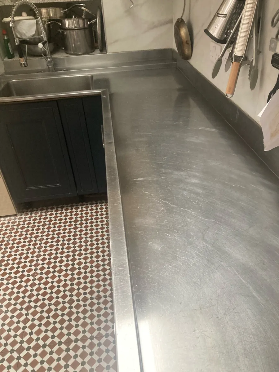 Commercial integratedstainless sink and worktop - Image 2