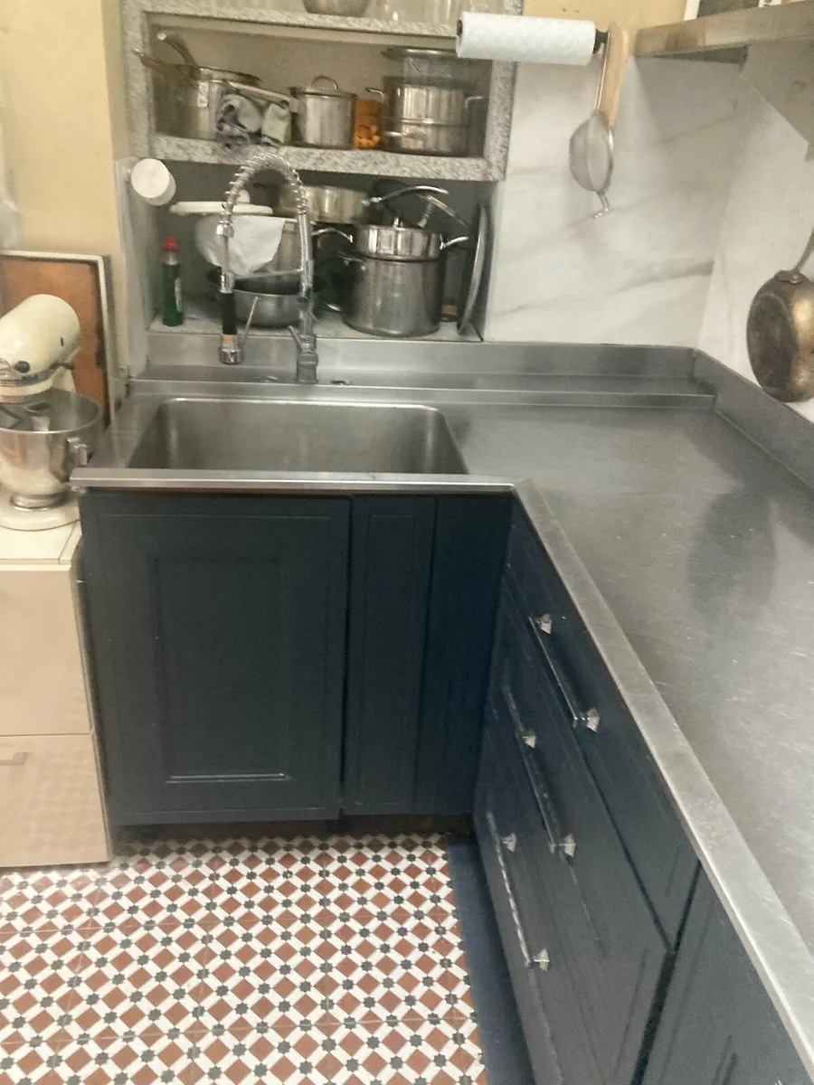 Commercial integratedstainless sink and worktop - Image 4