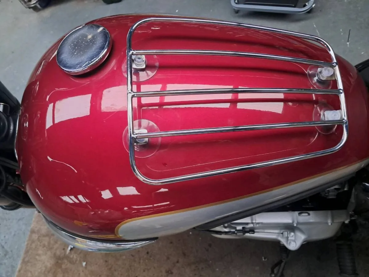 Triumph bonniville - Image 3