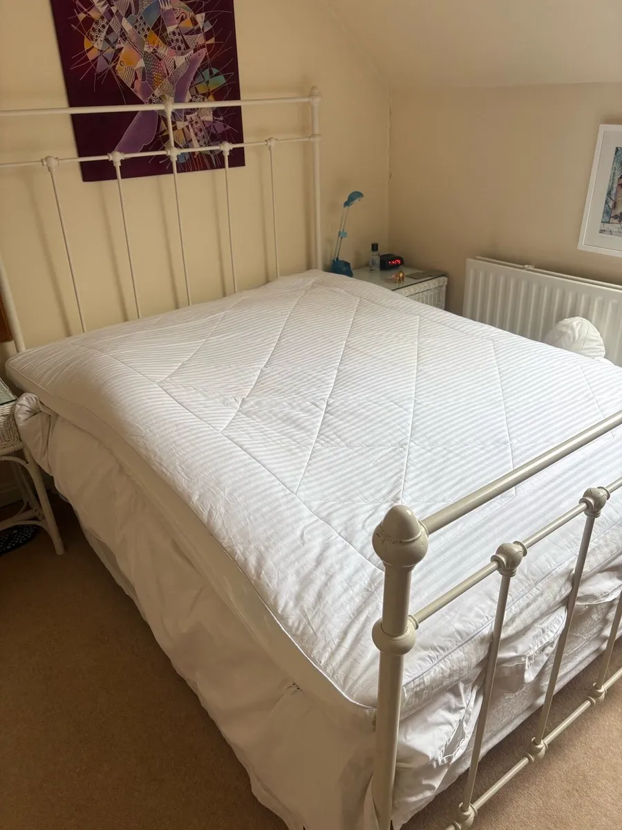 Luxury foam mattress topper - Image 1